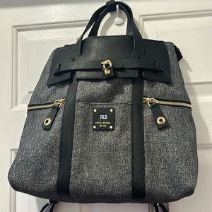 Henri Bendel Jetsetter like new condition